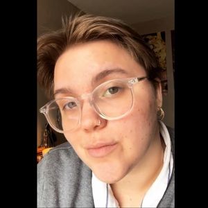 Meet your Posher, Amy